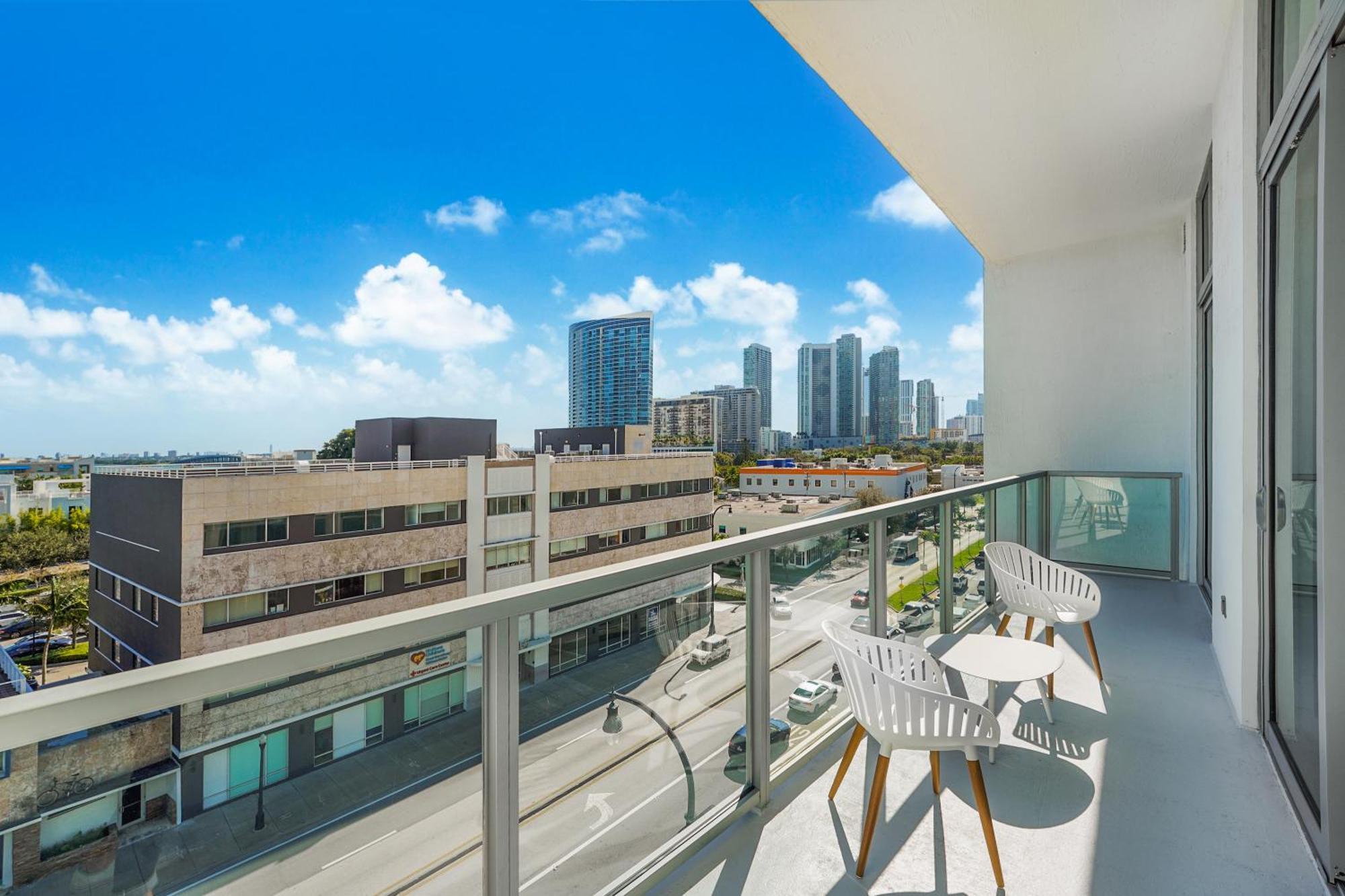 Quadro Residences By Ionica Miami Esterno foto